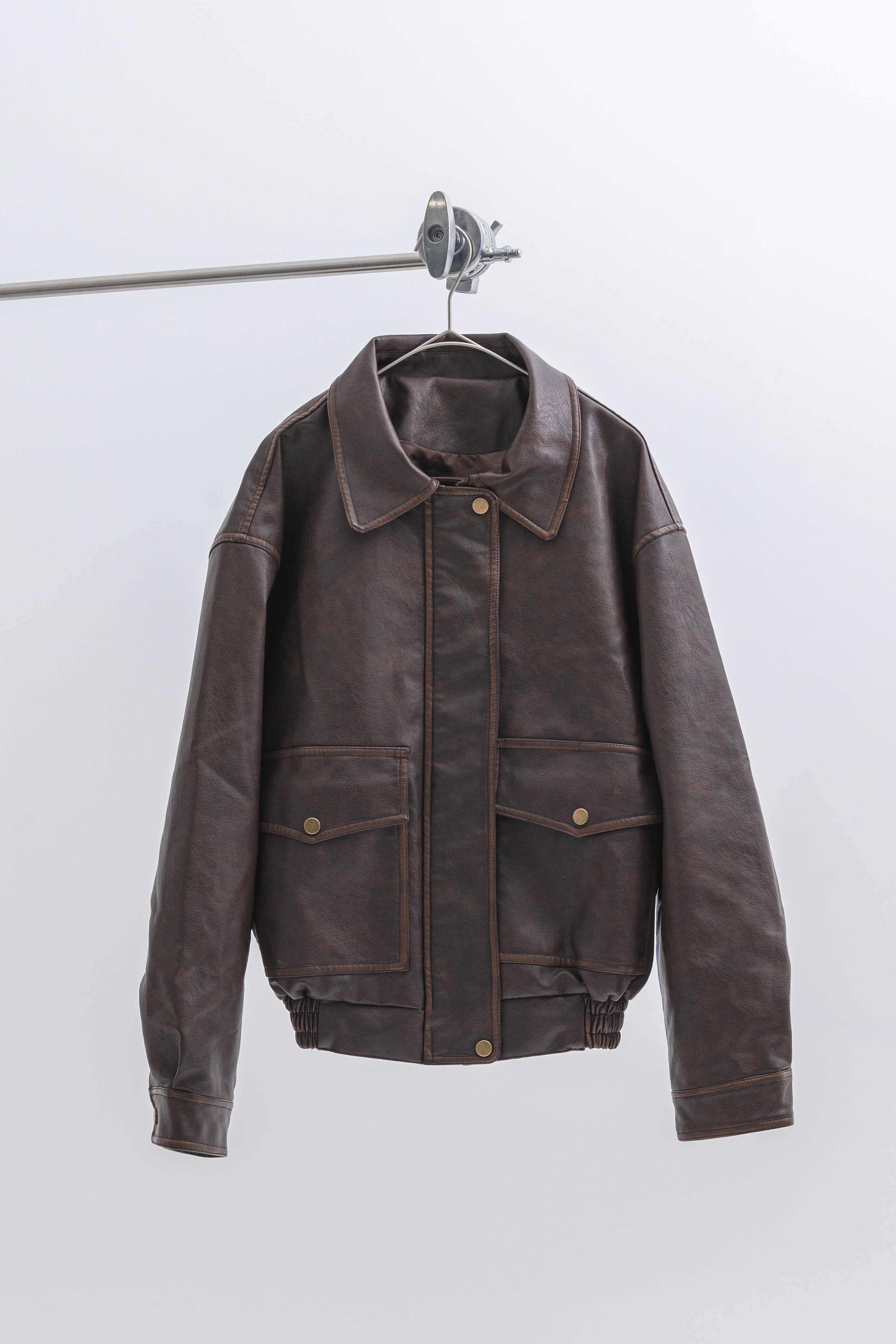 オーバーサイズフェイクレザージャケット