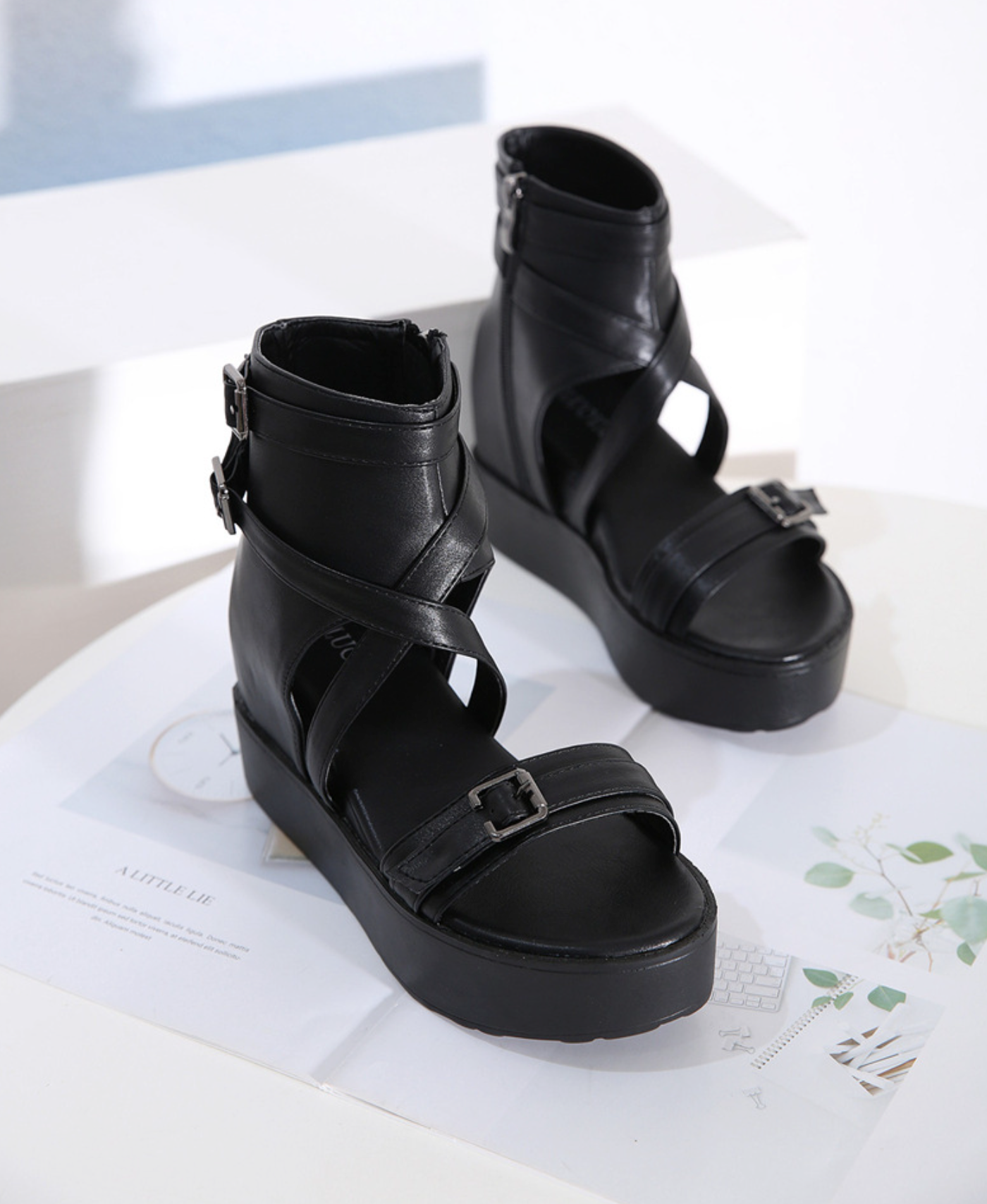 アンクルベルト厚底サンダル