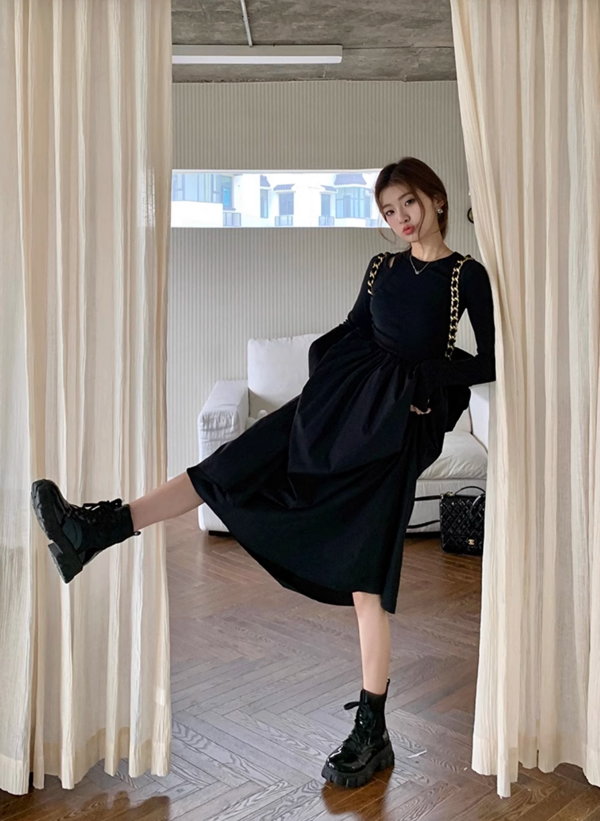 ショルダースリットワンピース