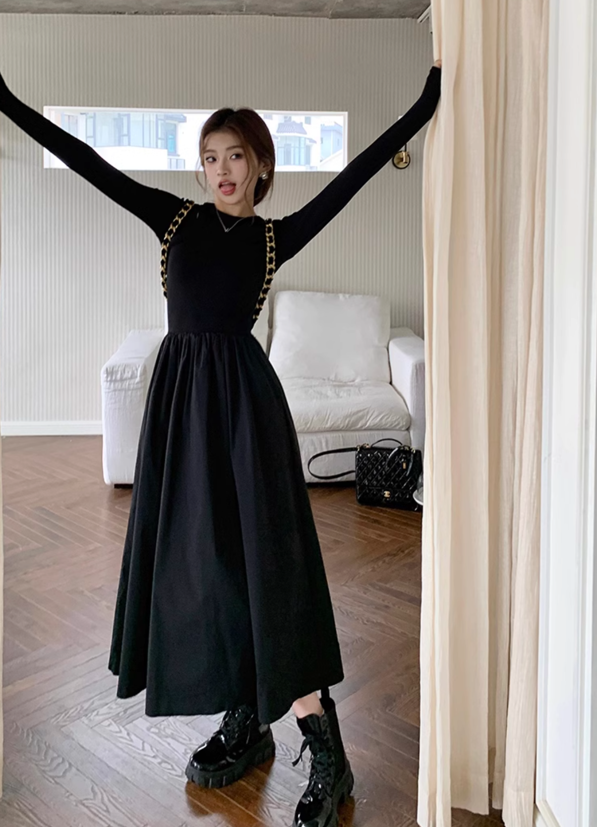 ショルダースリットワンピース