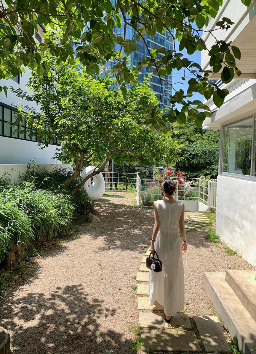 新作【即納 6/26(金)12:00~販売START】ノースリーブコットンティアードロングワンピース