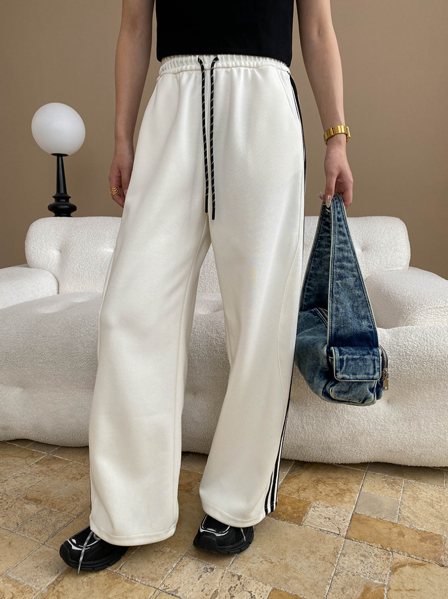 サイドラインスウェットワイドパンツ