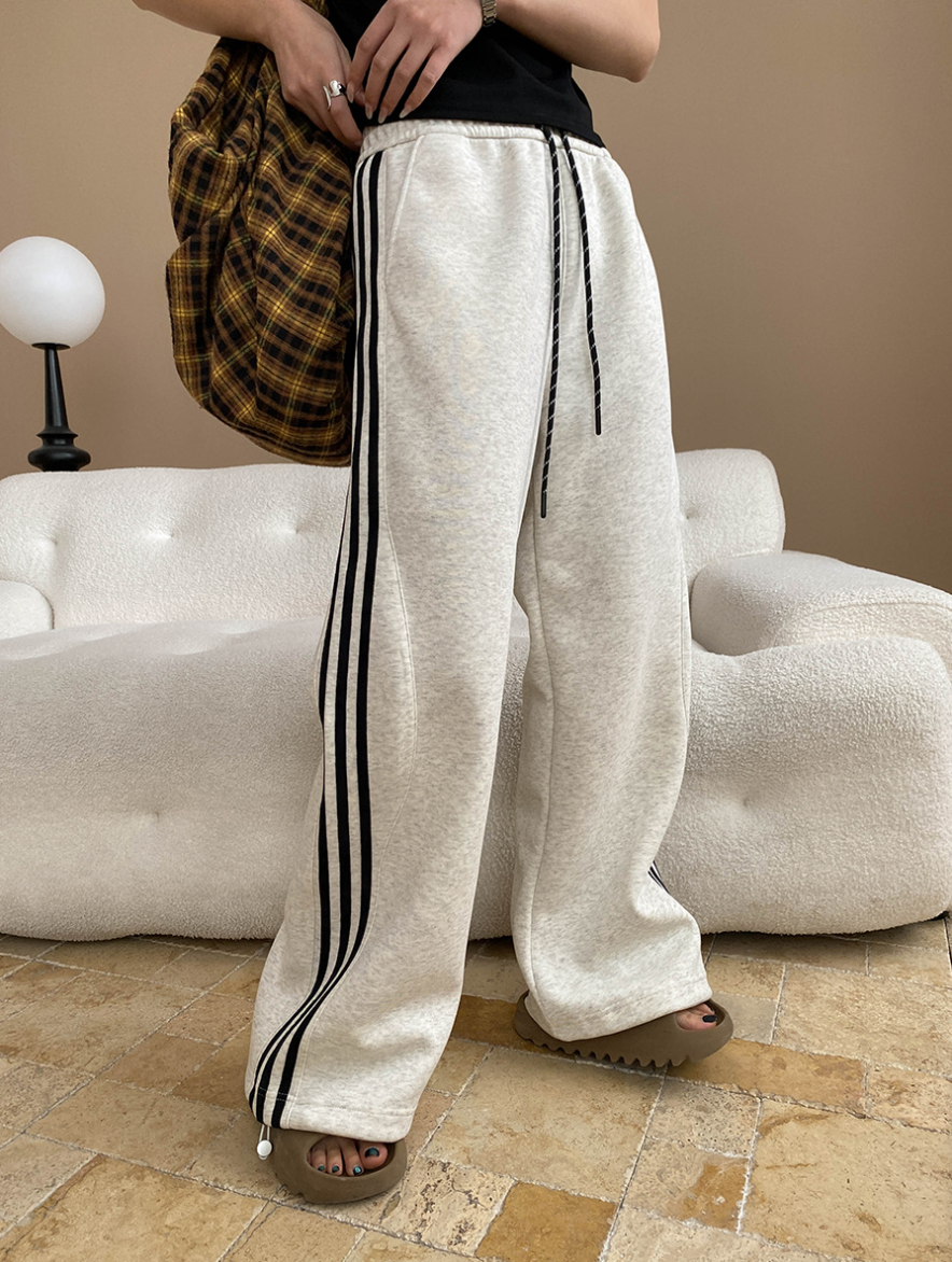 サイドラインスウェットワイドパンツ