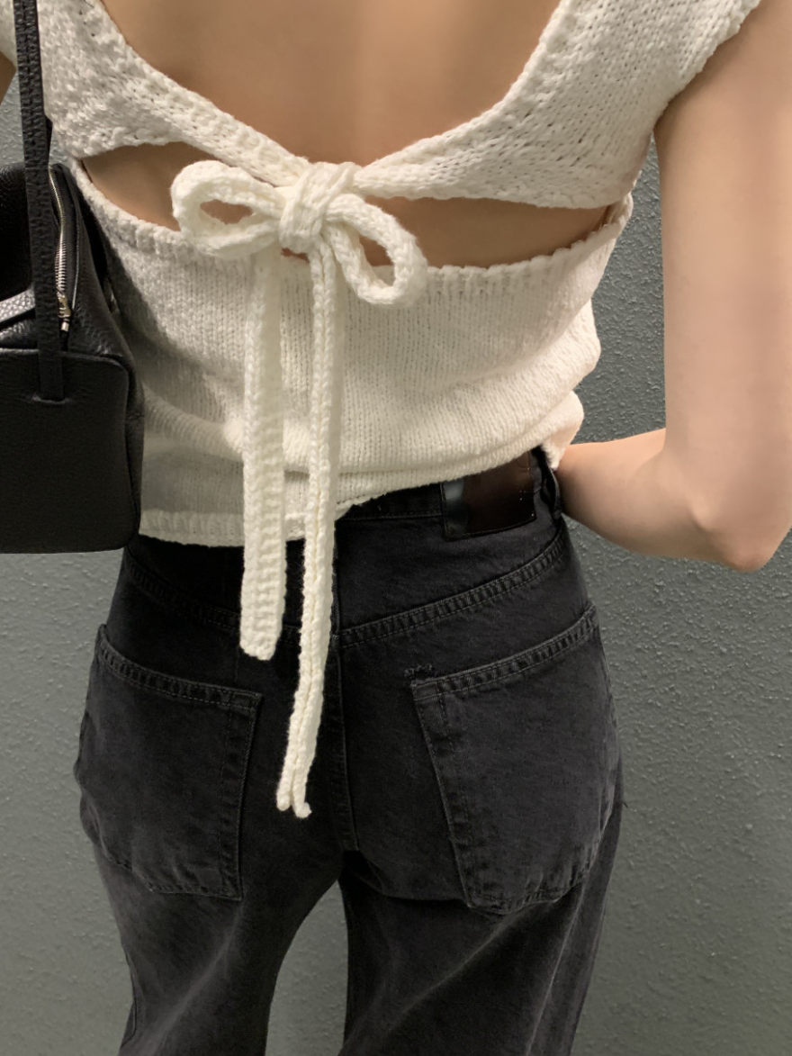 バックリボンニットタンクトップ