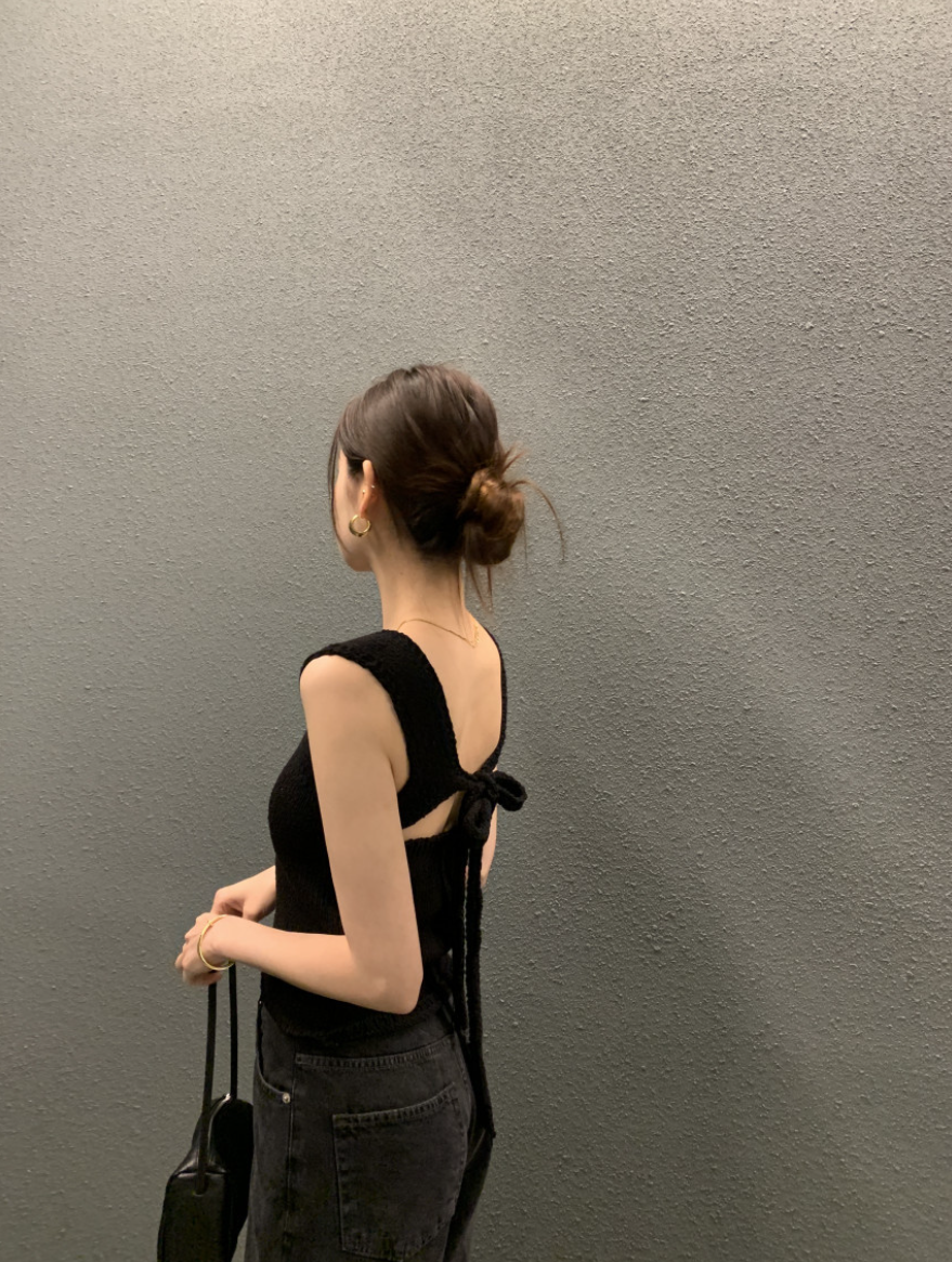 バックリボンニットタンクトップ
