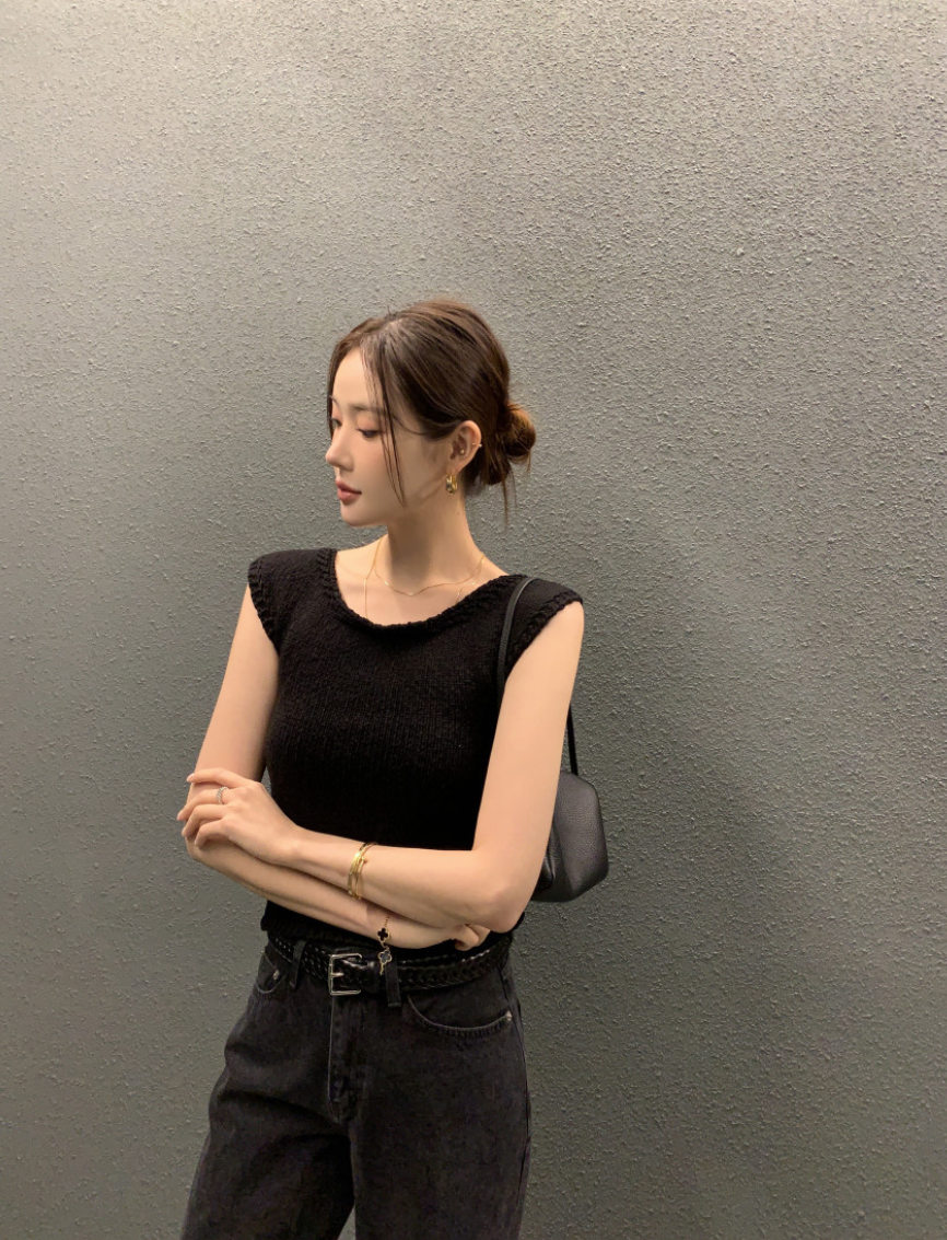 新作【即納 6/5(金)12:00~販売START】バックリボンニットタンクトップ