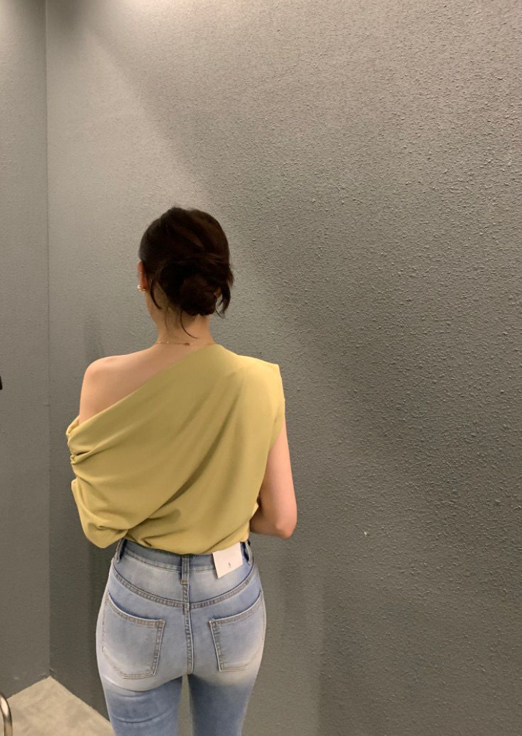 即納【新作 4/10(金)12:00~販売START】ギャザードレープワンショルトップス