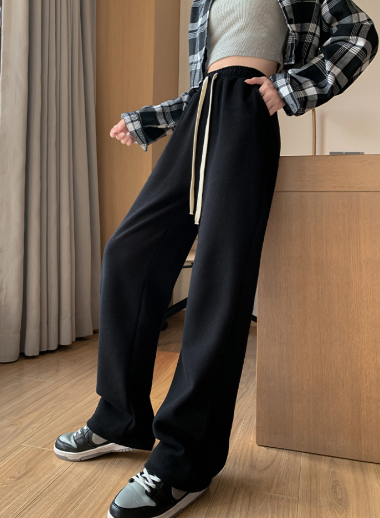 ストレートスウェットパンツ