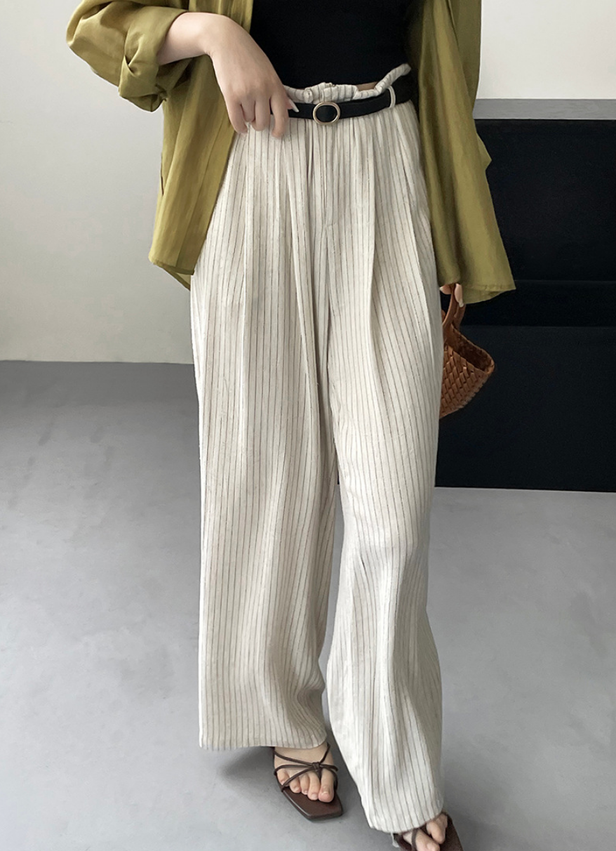 ピンストライプタックワイドパンツ