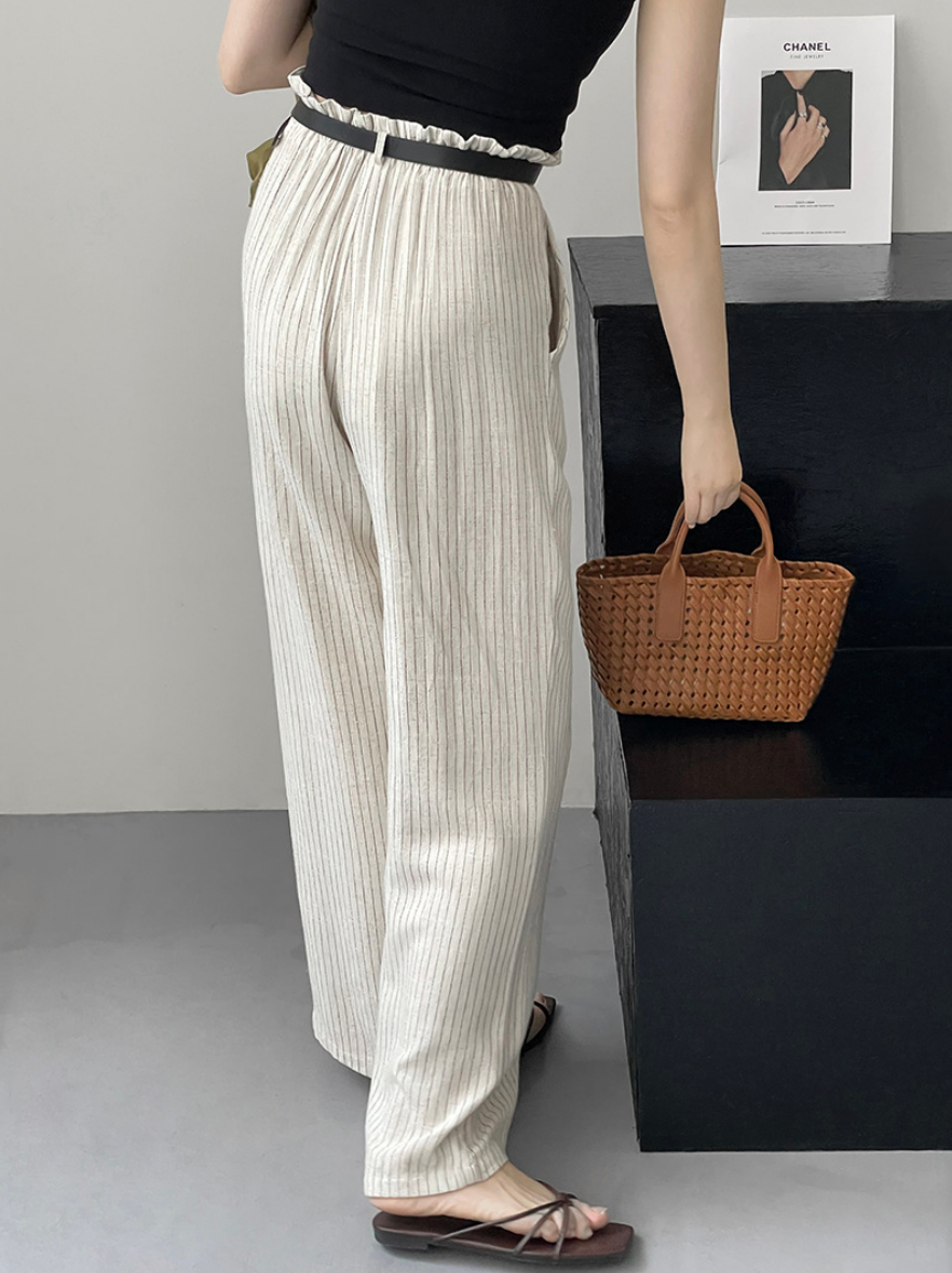 ピンストライプタックワイドパンツ