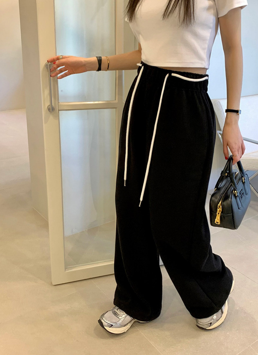 ドロストリラックススウェットパンツ