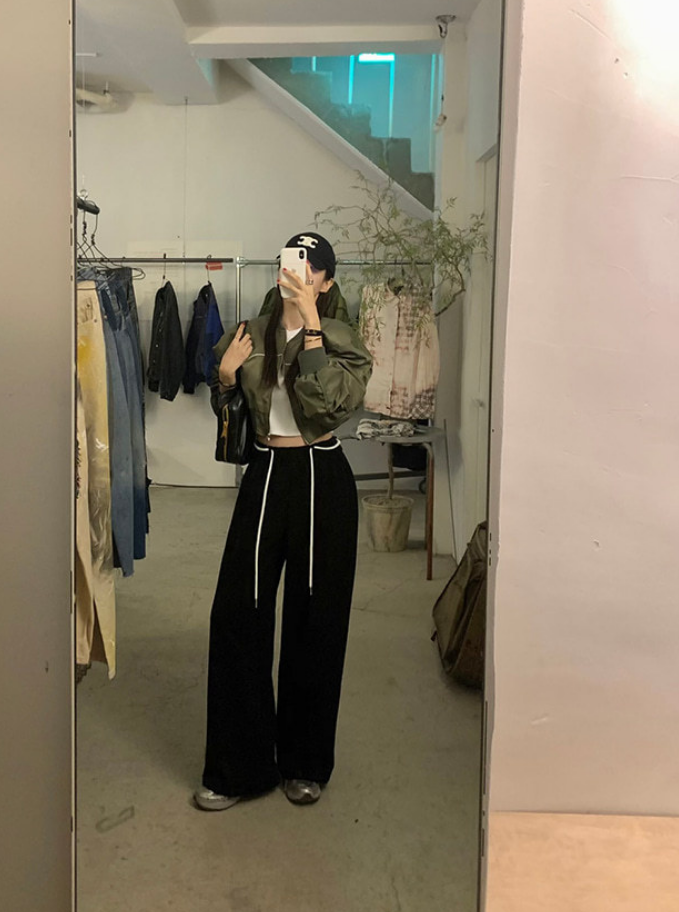 ドロストリラックススウェットパンツ