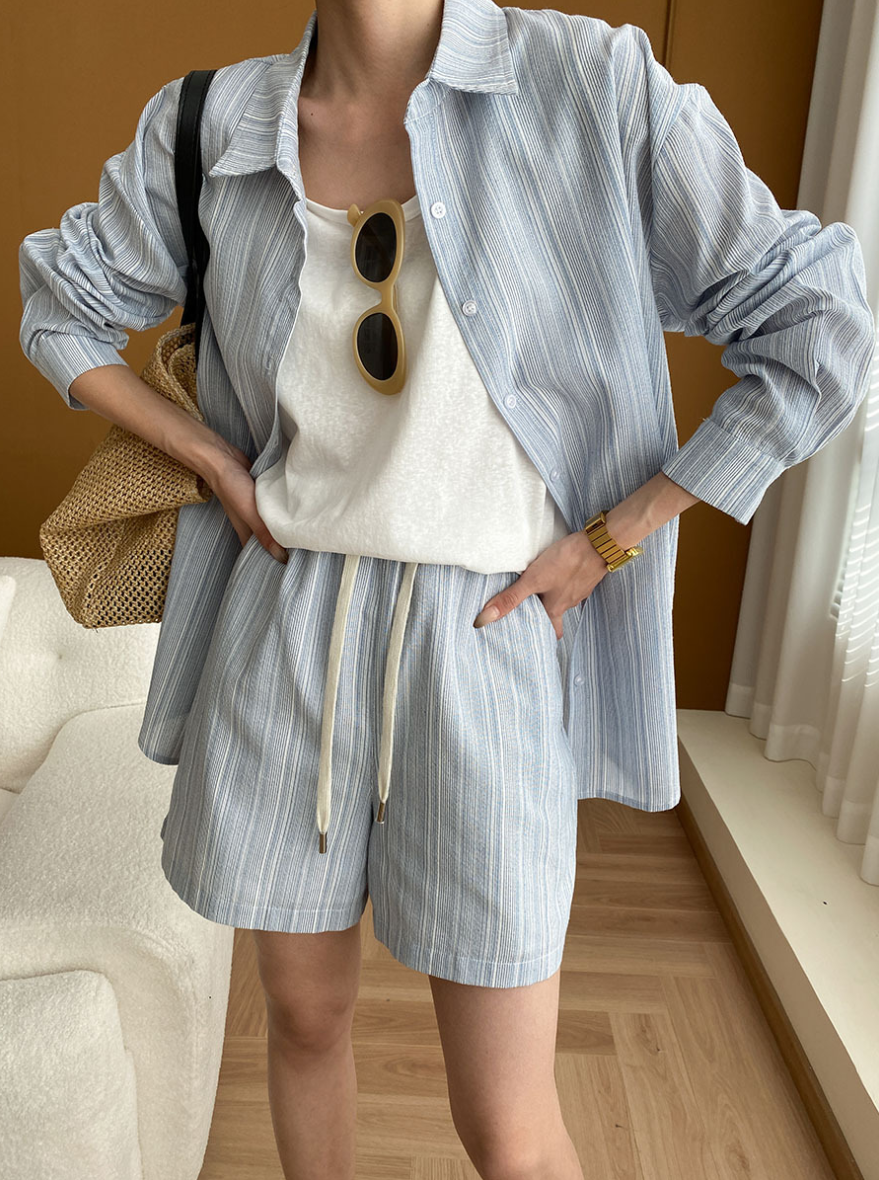 ストライプシャツセットアップ