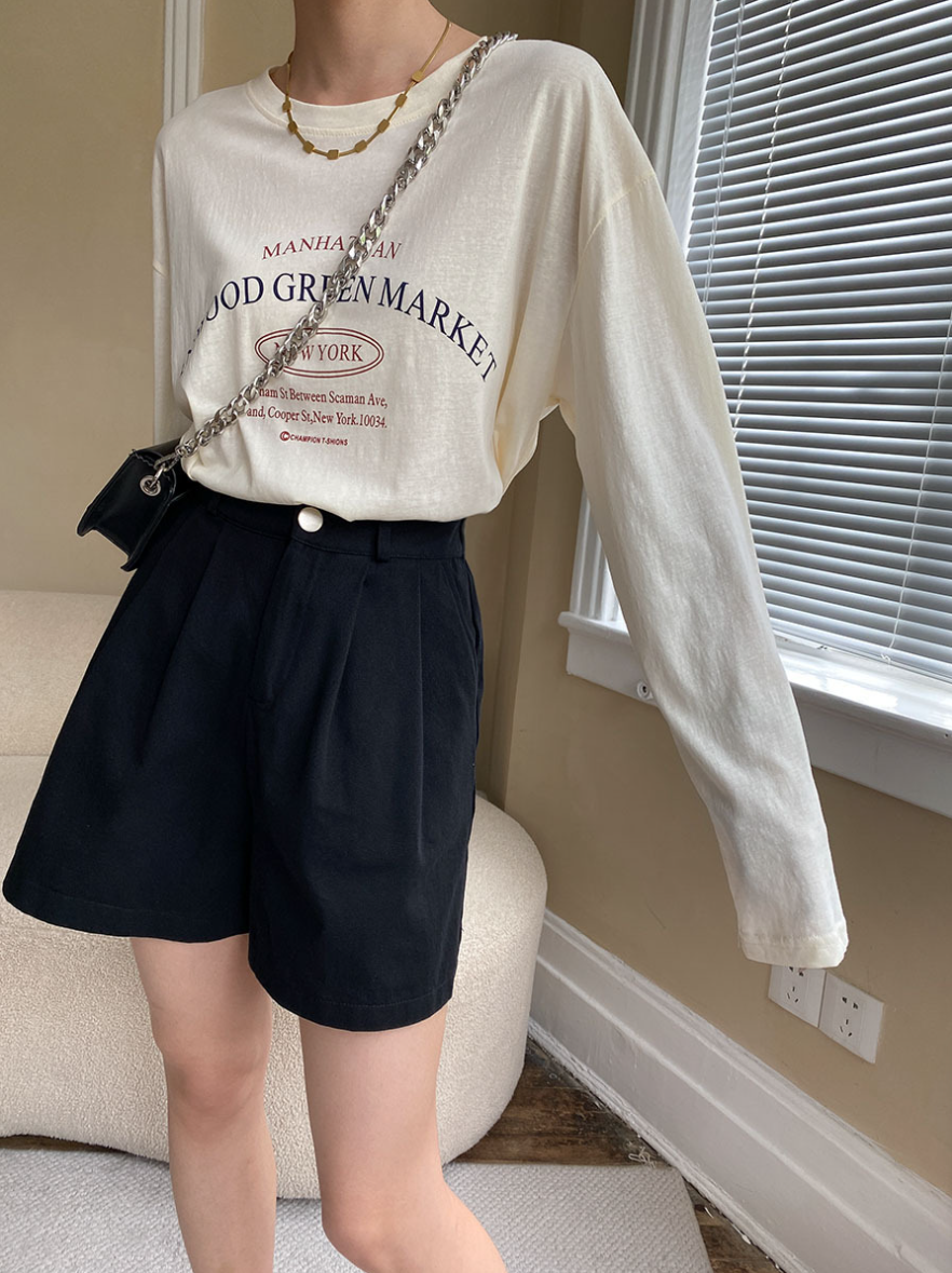 ハイウエストタックショートパンツ