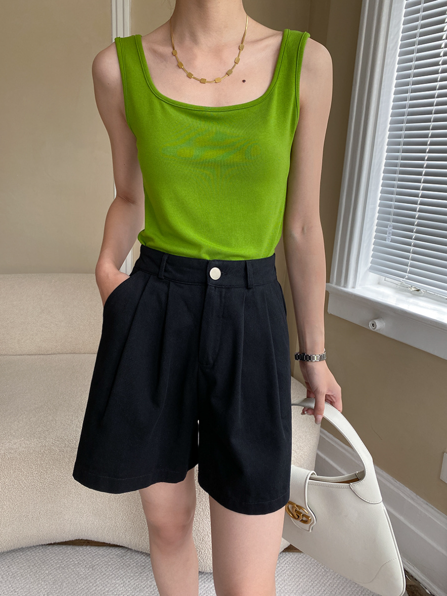 ハイウエストタックショートパンツ