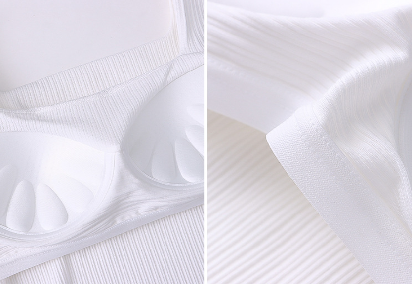 カップ付きスクエアネックリブトップス