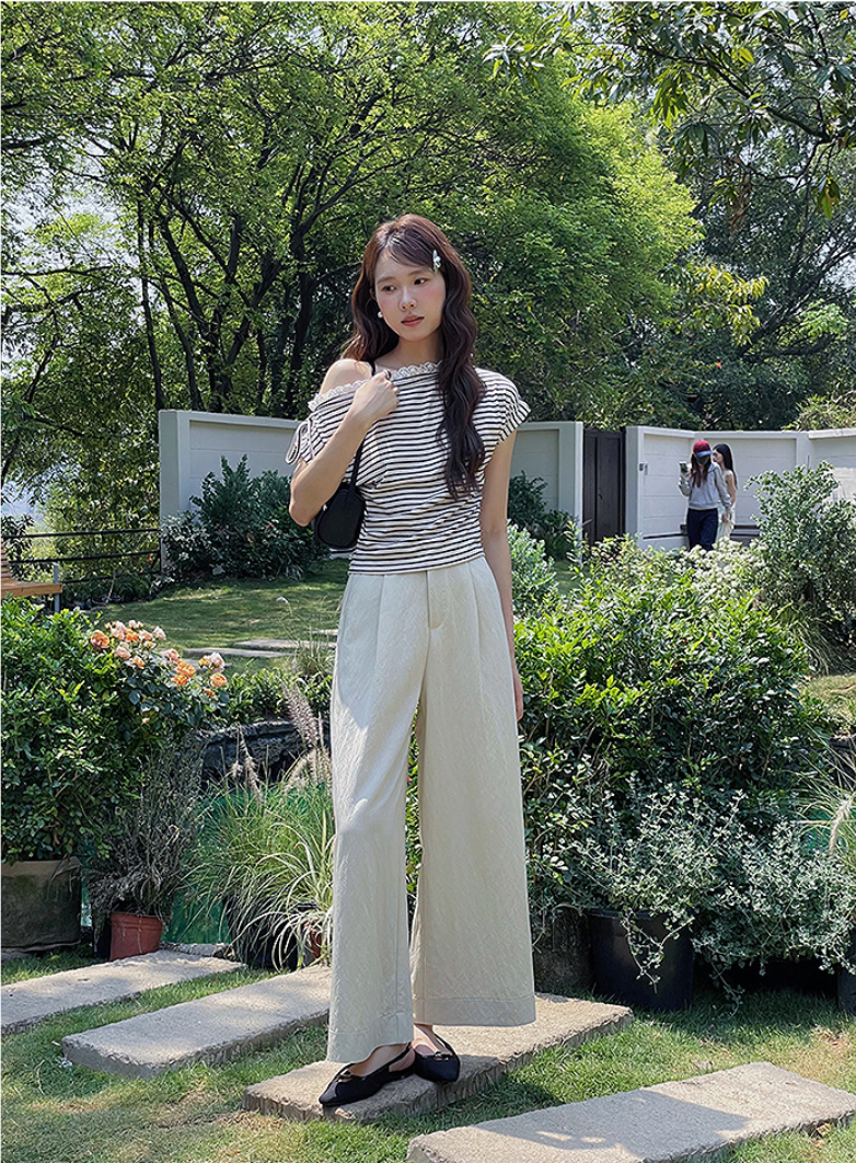 レーストリム オフショルダーTシャツ