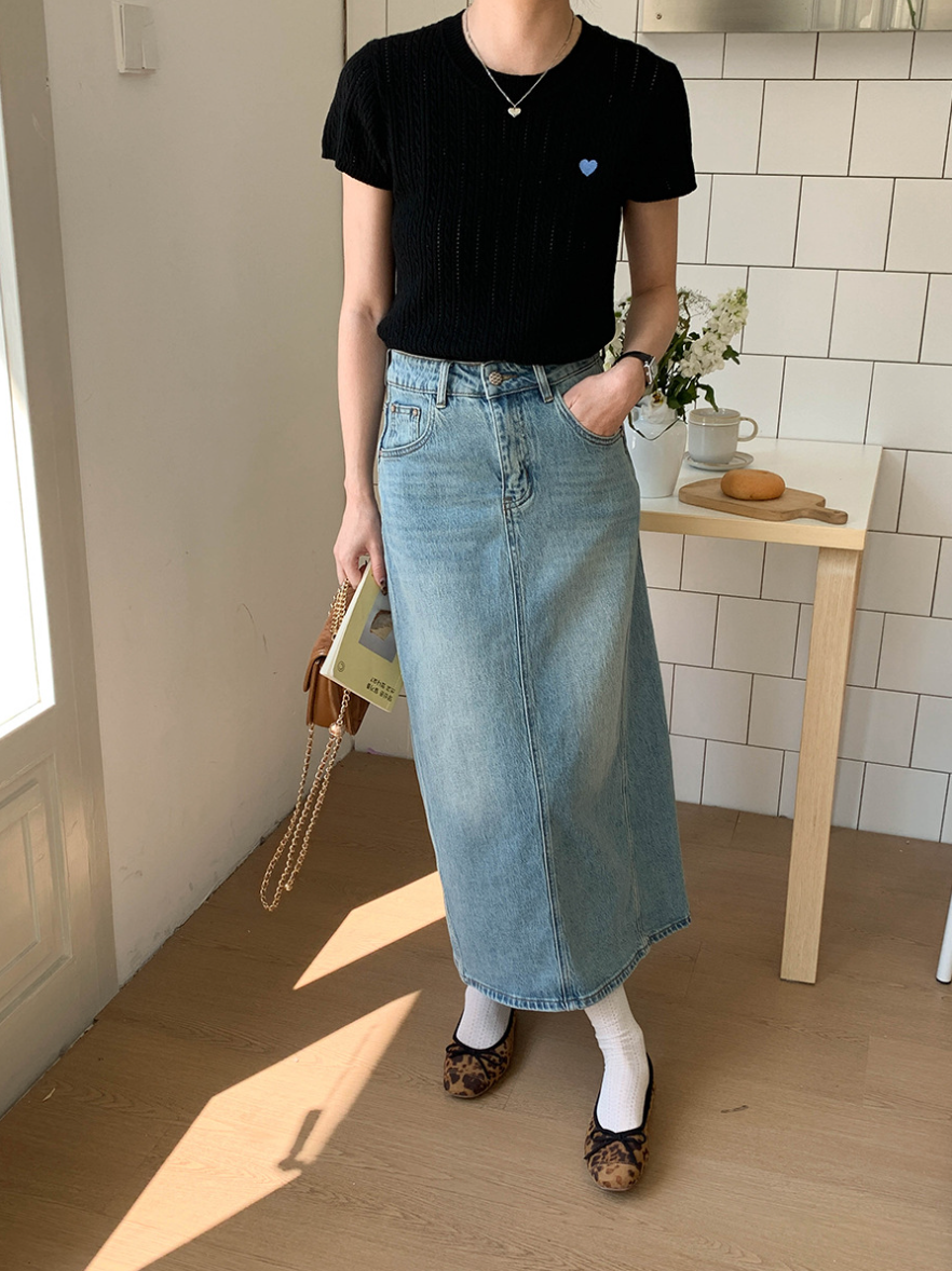 ハート刺繍リブニットトップス