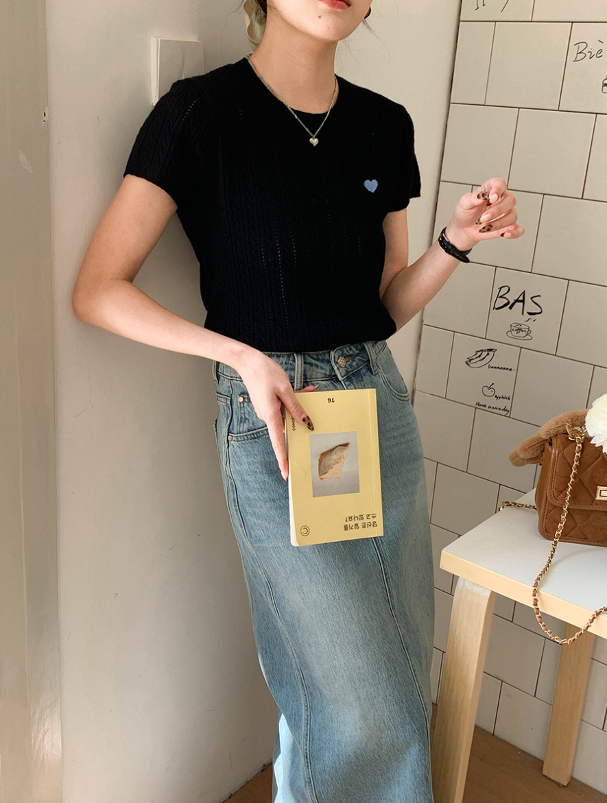 ハート刺繍リブニットトップス