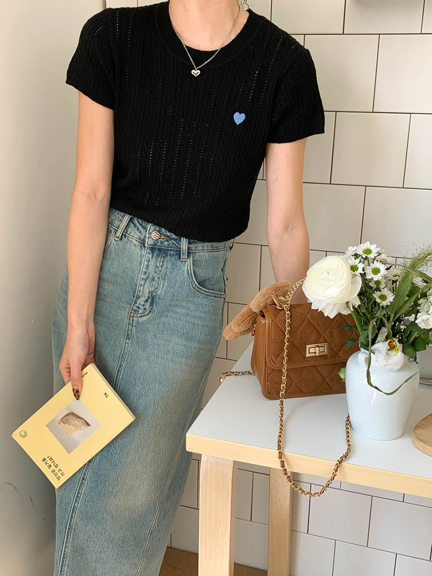 ハート刺繍リブニットトップス