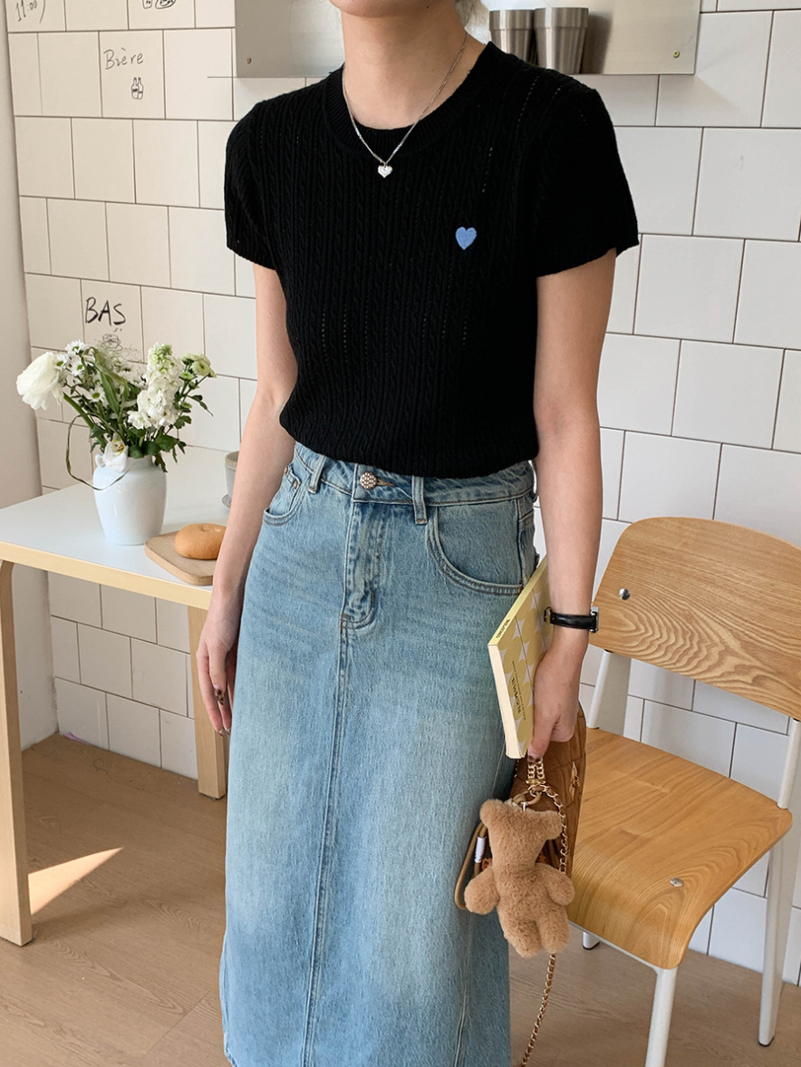 ハート刺繍リブニットトップス