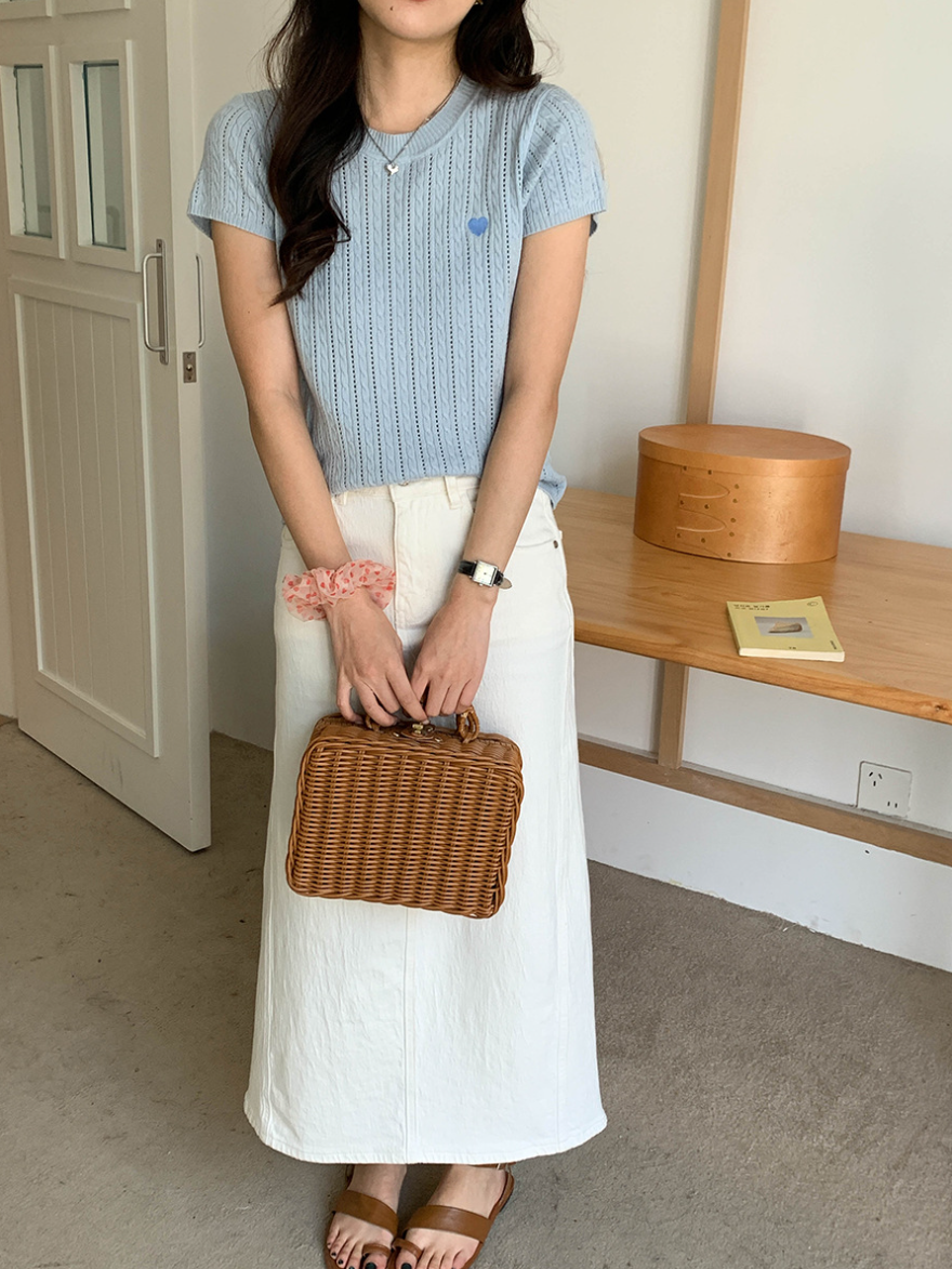 ハート刺繍リブニットトップス