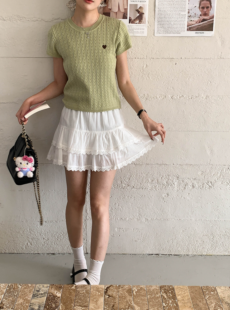 ハート刺繍リブニットトップス