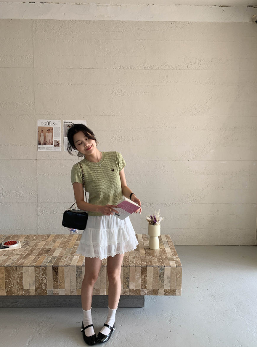 ハート刺繍リブニットトップス