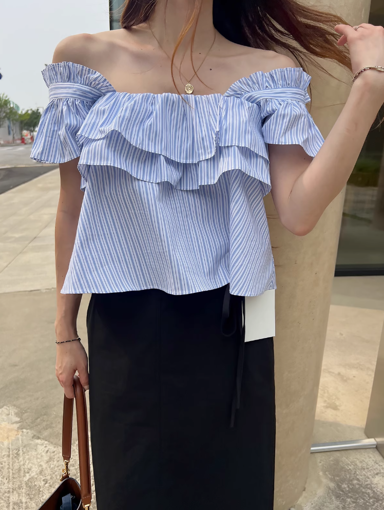 オフショルダーダブルフリルブラウス