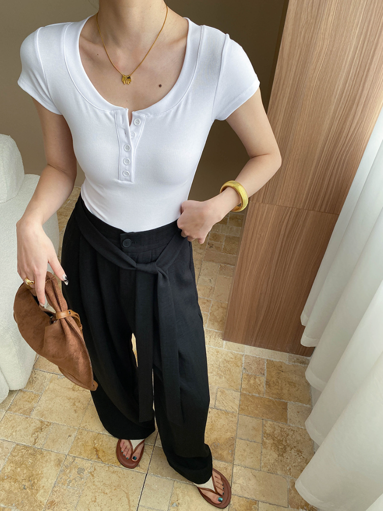 ヘンリーネックリブカットソー