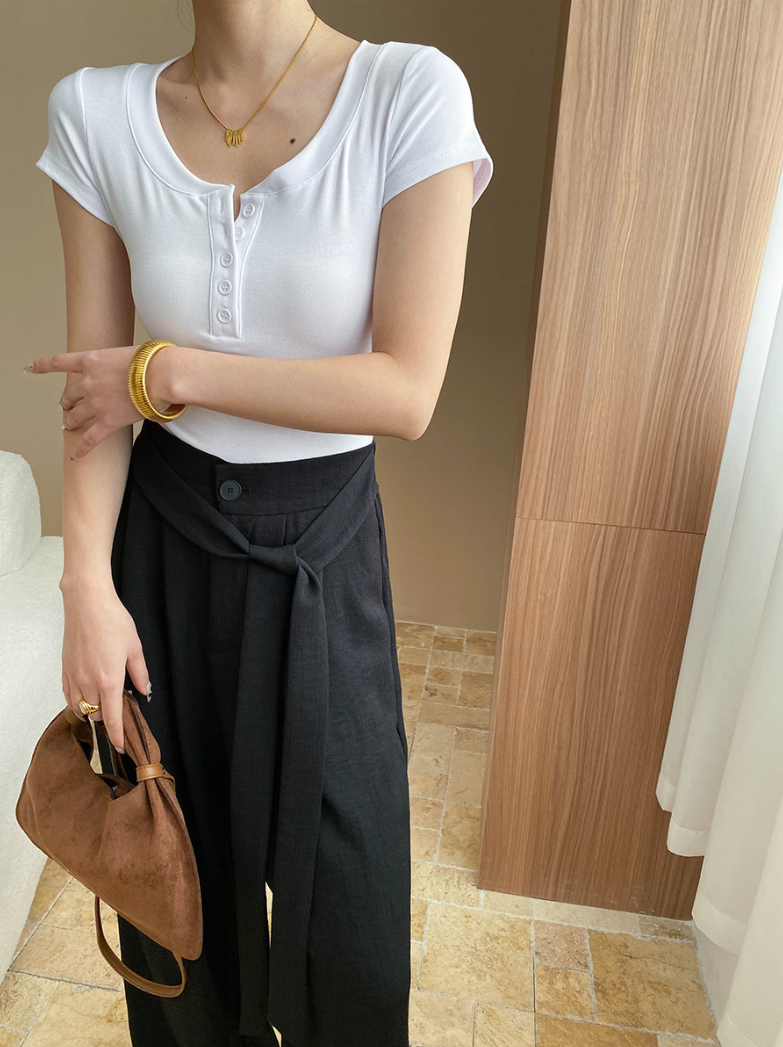 ヘンリーネックリブカットソー