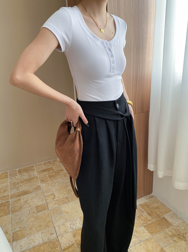 ヘンリーネックリブカットソー