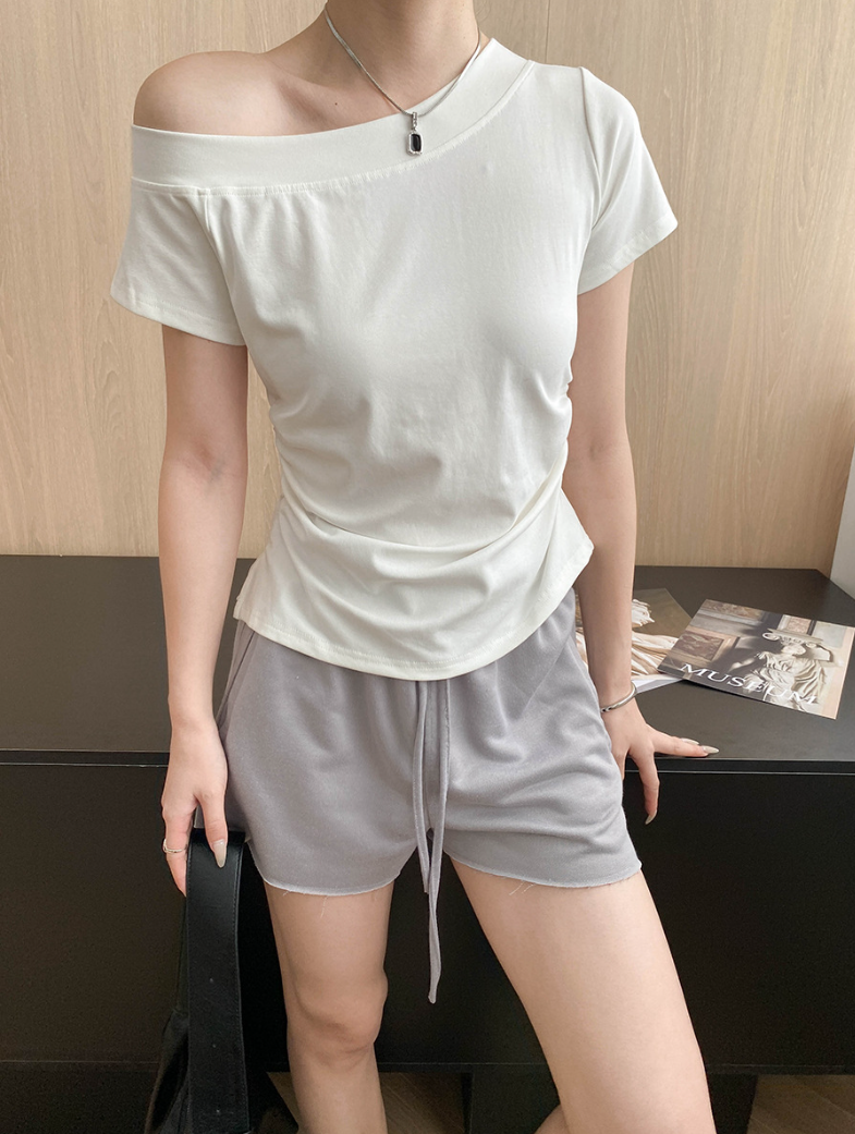 ワンショルカットソー