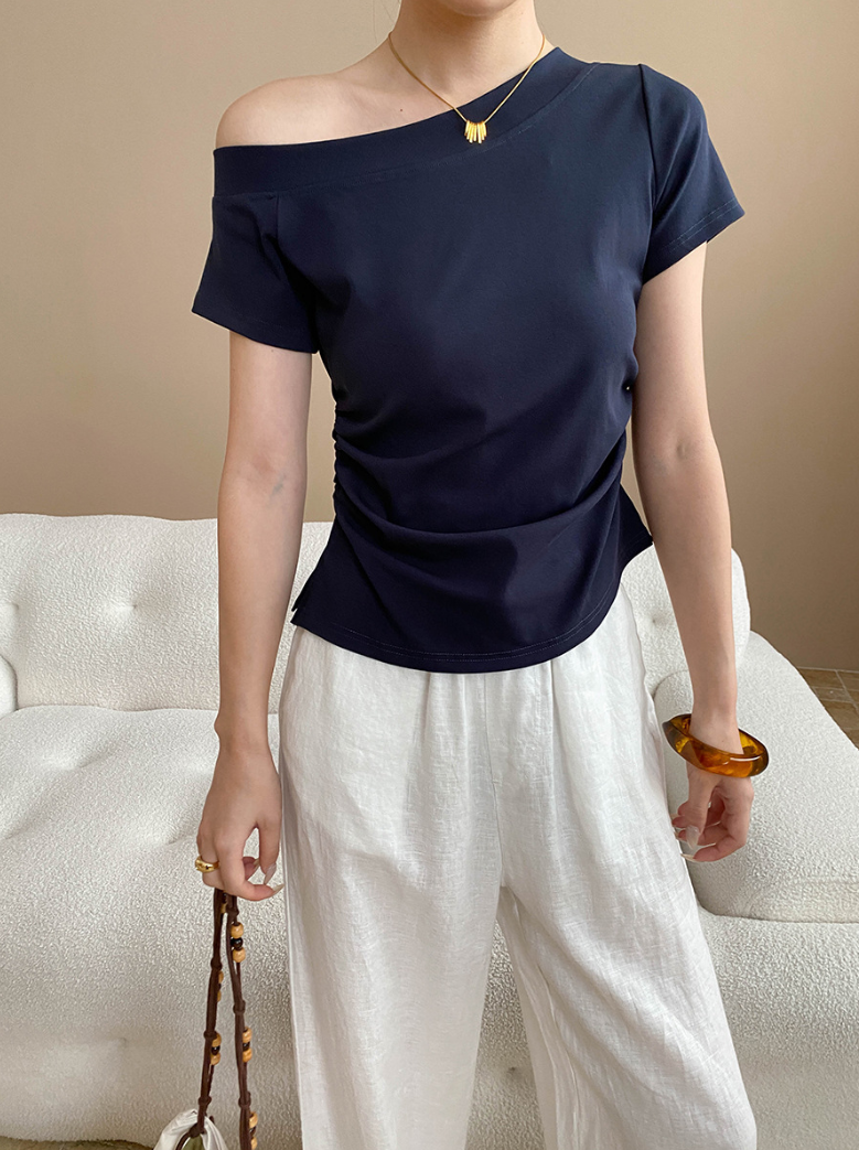 ワンショルカットソー