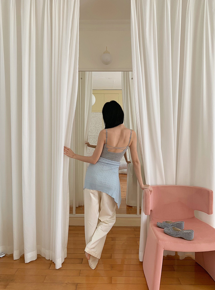 クロスストラップバックデザインキャミ