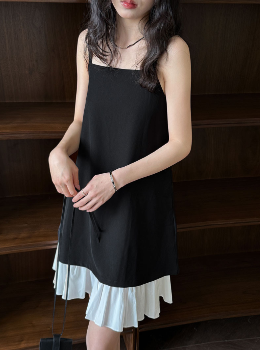 ティアードレイヤードキャミワンピース