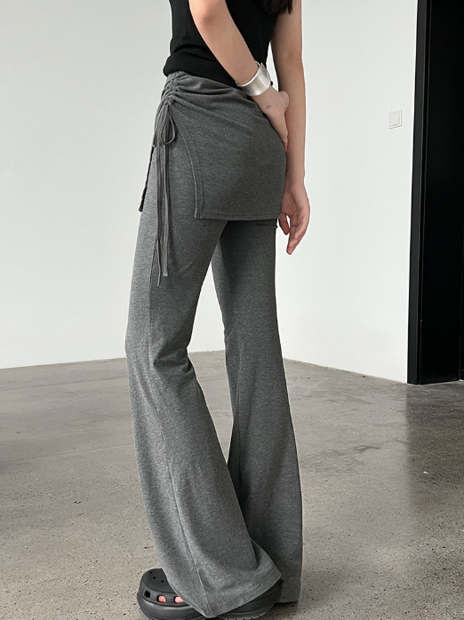 ドレープスカート付きフレアパンツ