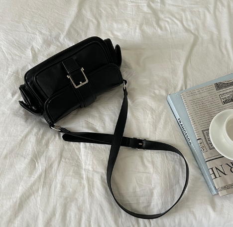 【一部即納】ダブルポケットショルダーバッグ