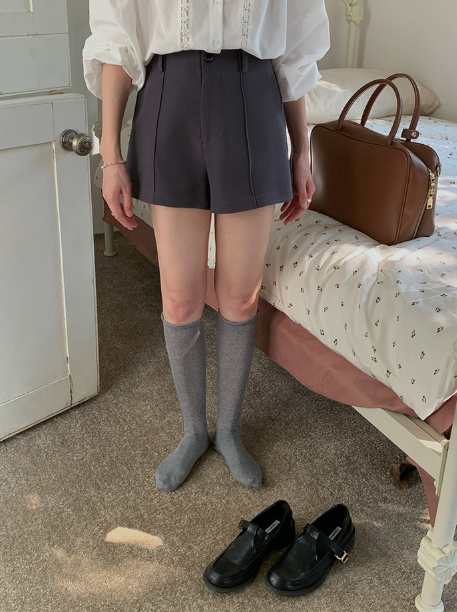 センタープレスハイウエストショートパンツ