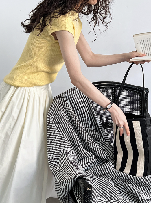 フレンチスリーブリブニットトップス