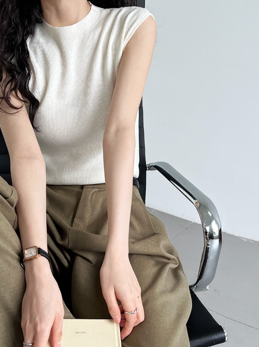 フレンチスリーブリブニットトップス