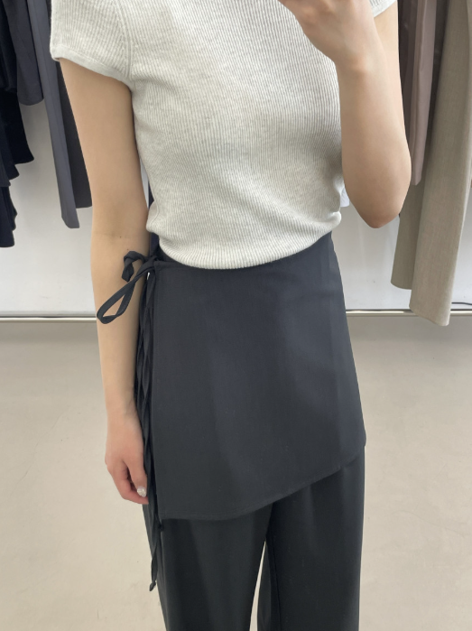 ラップデザインワイドパンツ