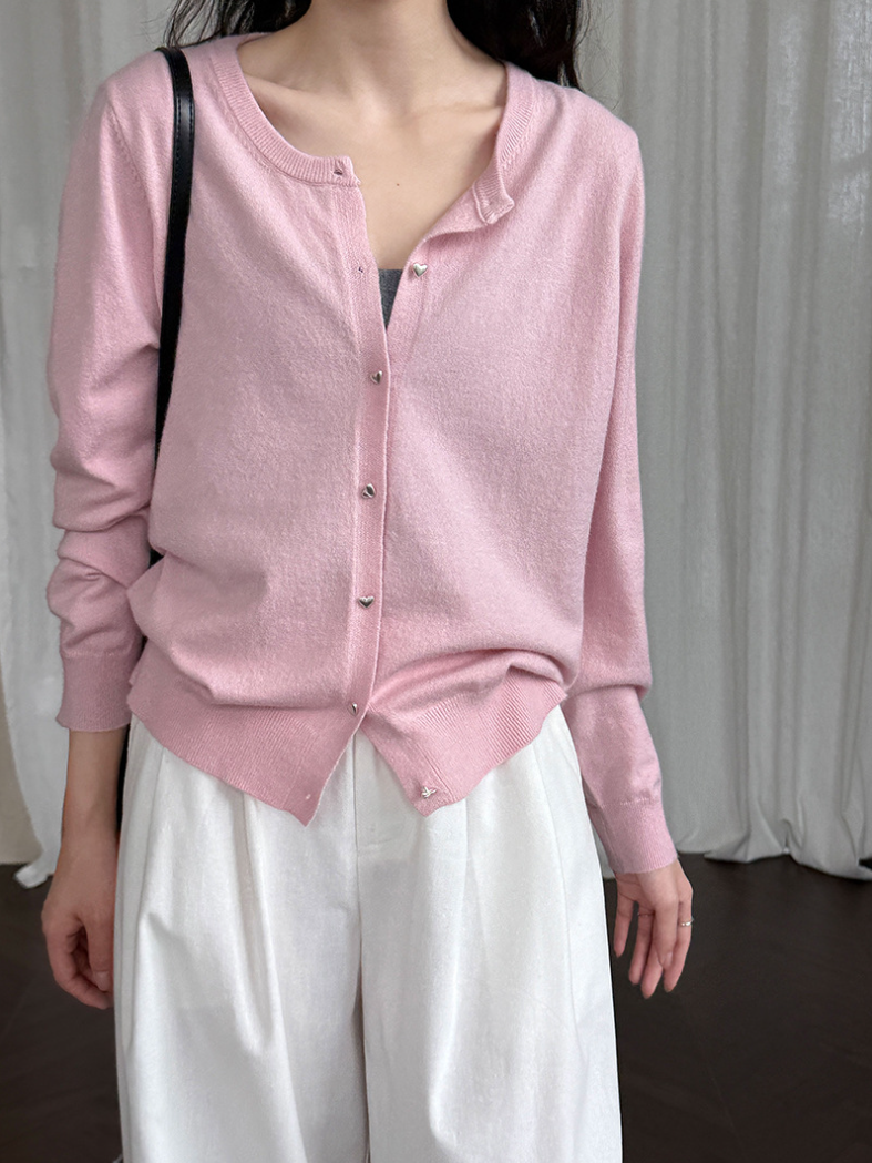 ハートボタンライトカーディガン