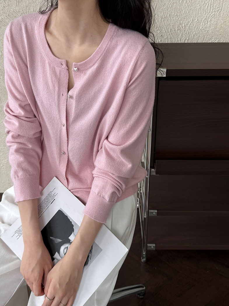 ハートボタンライトカーディガン