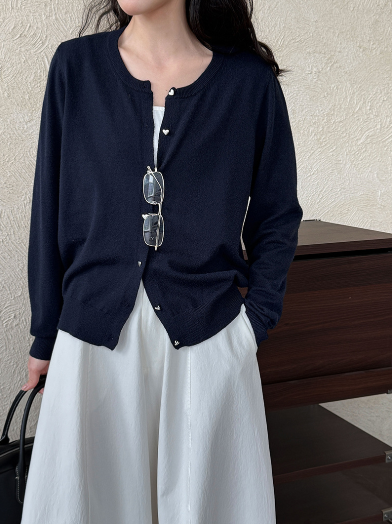 ハートボタンライトカーディガン