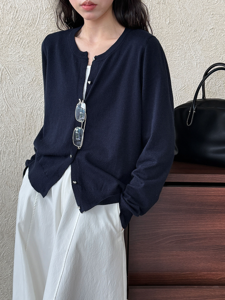 ハートボタンライトカーディガン