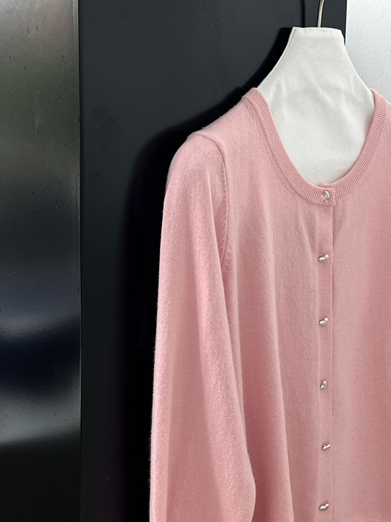 ハートボタンライトカーディガン