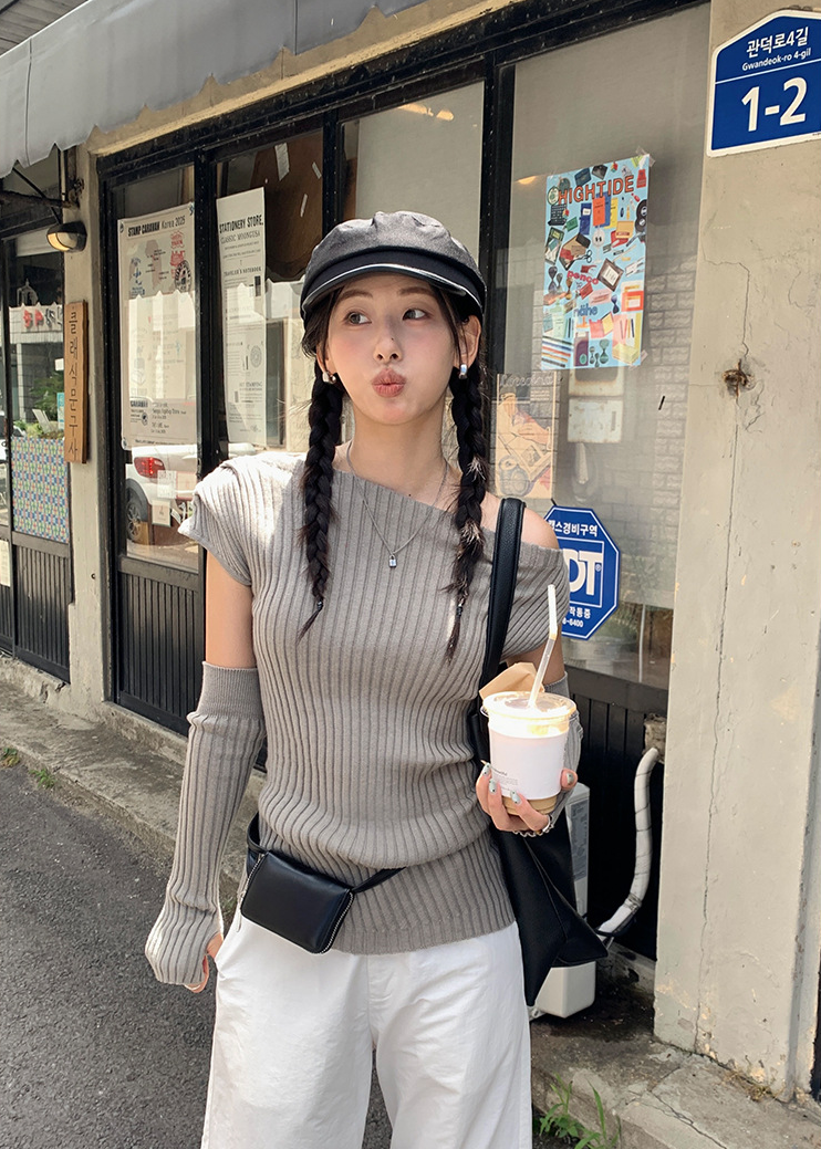 アームウォーマー付きリブトップス