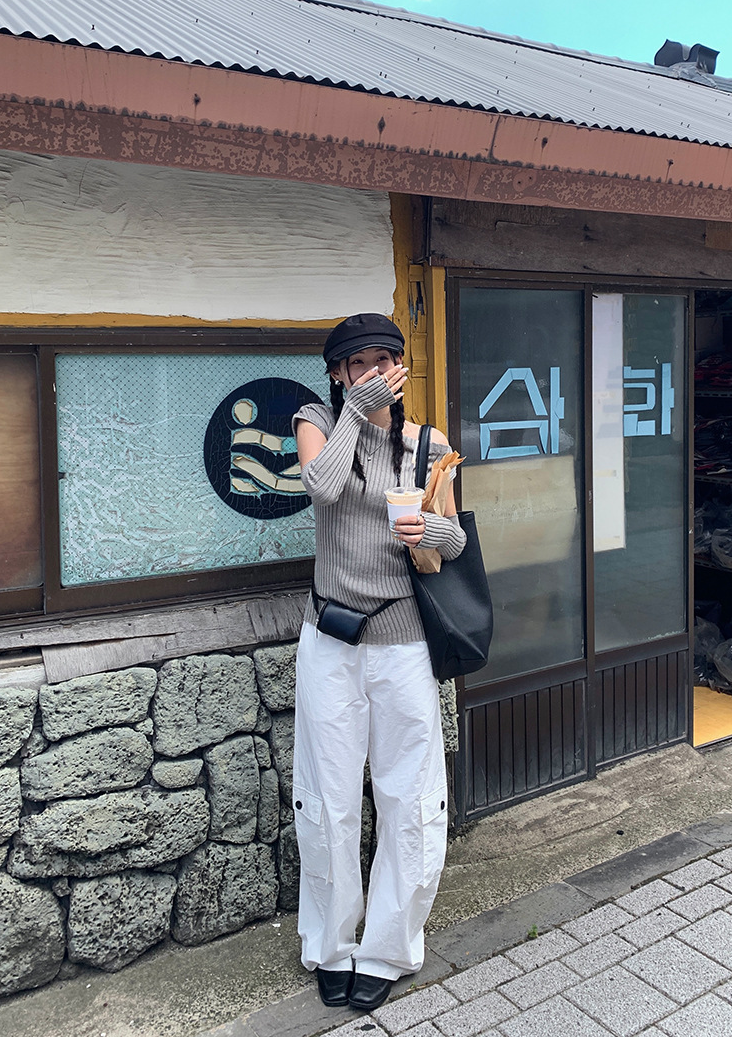 アームウォーマー付きリブトップス