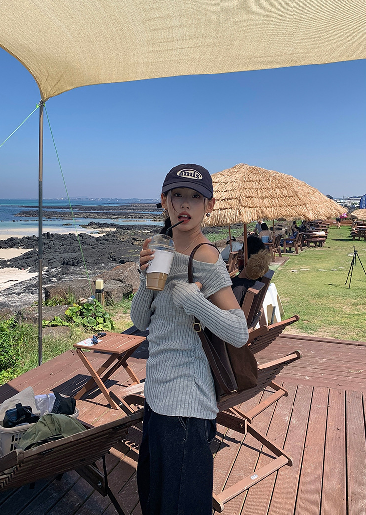 アームウォーマー付きリブトップス